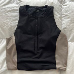 Abercrombie YPB sculptLUX Plunge Henley Slim Tank large, black and beige